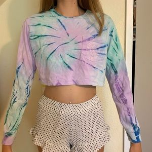 Long sleeve crop top